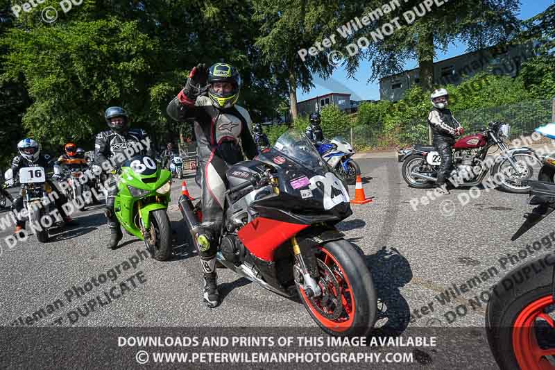 cadwell park;cadwell park photographs;cadwell trackday photographs;enduro digital images;event digital images;eventdigitalimages;peter wileman photography;racing digital images;trackday digital images;trackday photos